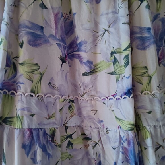 *Price Drop* Biltmore Long Maxi Skirt (NWOT), size M - Picture 2 of 9